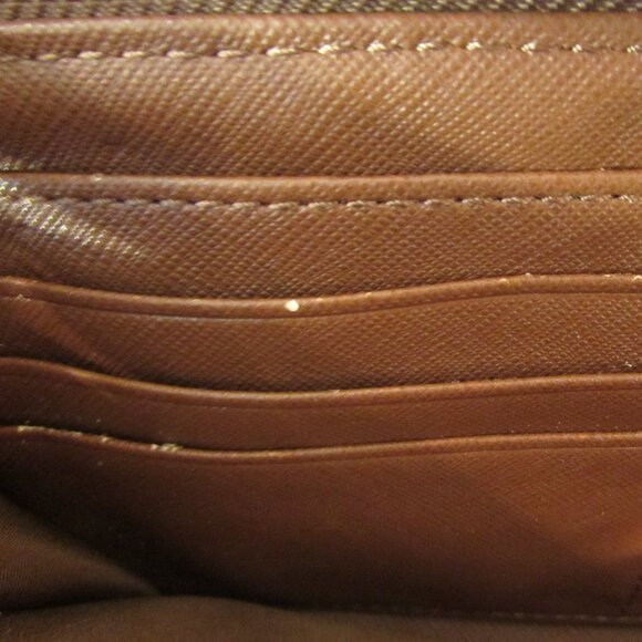 Fossil Medium Brown Jori Zip Clutch *FLAW* - Picture 10 of 15